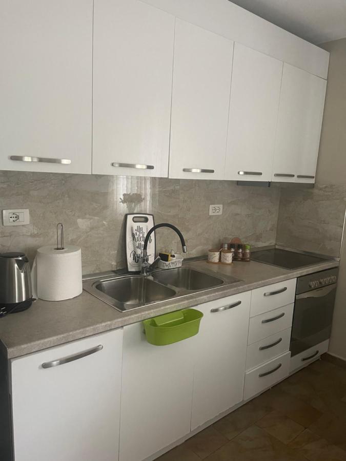 Anna'S Apartment Τίρανα Εξωτερικό φωτογραφία